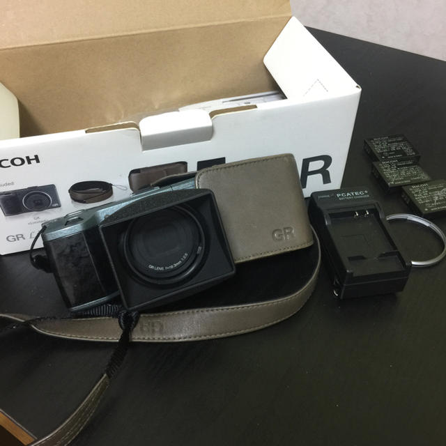 RICOH(リコー)の【AL様専用】RICOH GR limited edition スマホ/家電/カメラのカメラ(コンパクトデジタルカメラ)の商品写真