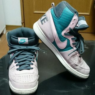 ナイキ(NIKE)のNIKE スニーカー(スニーカー)