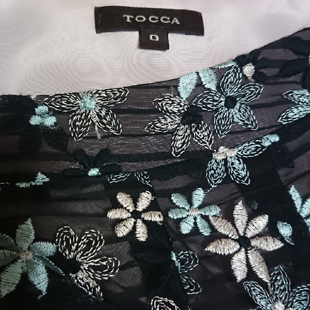 TOCCA(トッカ)のTOCCA刺繍スカート(黒)サイズ0 レディースのスカート(ひざ丈スカート)の商品写真