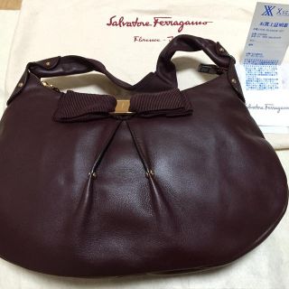 フェラガモ(Ferragamo)の新品フェラガモハンドバッグ(ショルダーバッグ)