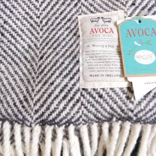 オズ様専用　AVOCA ヘビーヘリンボーンスカーフ（グレー/ホワイト）(マフラー/ショール)