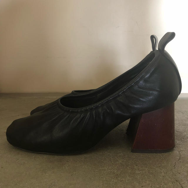 celine バレリーナ 最新情報 円