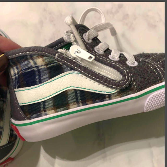 VANS(ヴァンズ)の靴 14 キッズ/ベビー/マタニティのベビー靴/シューズ(~14cm)(スニーカー)の商品写真