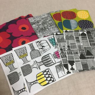 マリメッコ(marimekko)のmarimekkoのペーパーナプキン。(テーブル用品)