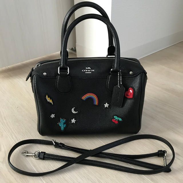 COACH ワッペンショルダーバック