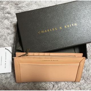 チャールズアンドキース(Charles and Keith)のCHARLES & KEITH 長財布♡新品未使用(財布)