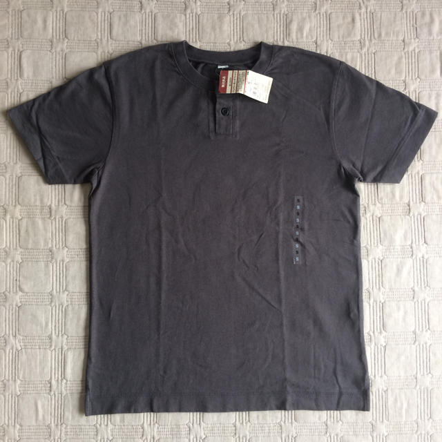 MUJI (無印良品)(ムジルシリョウヒン)の無印良品 メンズヘンリーネックTシャツ メンズのトップス(Tシャツ/カットソー(半袖/袖なし))の商品写真