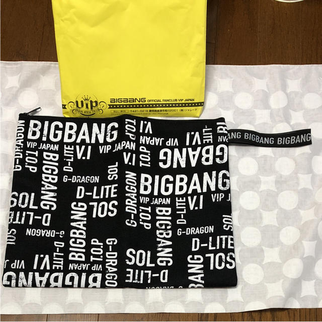 BIGBANG(ビッグバン)のBIGBANG ファンクラブ継続特典 エンタメ/ホビーのタレントグッズ(ミュージシャン)の商品写真