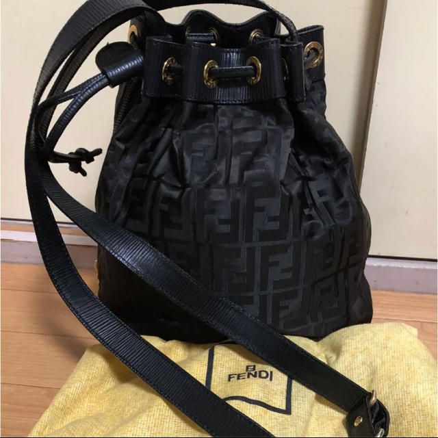 正規品 ヴィンテージ FENDI フェンディ 巾着 ズッカ バッグ 訳あり