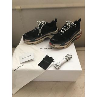 バレンシアガ(Balenciaga)の最終値下げ！バレンシアガ トリプルエス (スニーカー)