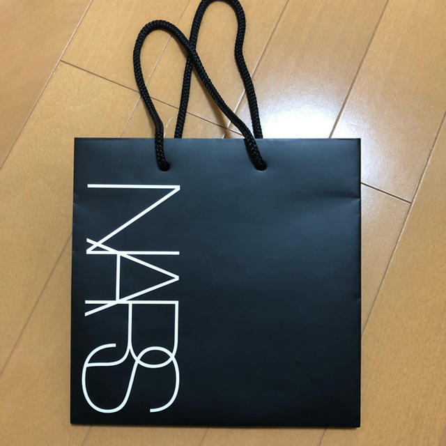 NARS(ナーズ)のNARS ショップ袋 レディースのバッグ(ショップ袋)の商品写真