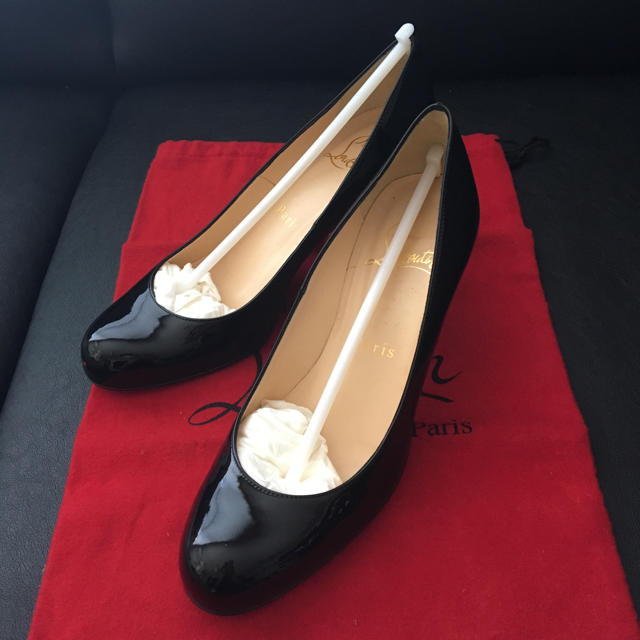 Christian Louboutin(クリスチャンルブタン)の※kazane様専用※クリスチャンルブタン パテントパンプス  レディースの靴/シューズ(ハイヒール/パンプス)の商品写真