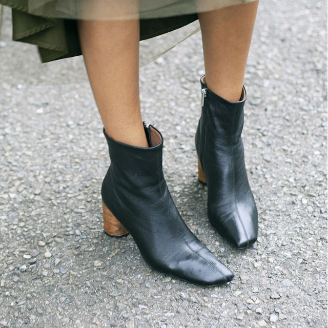 Ameri完売WOOD CIRCLE HEEL BOOTS ブーツ 美品