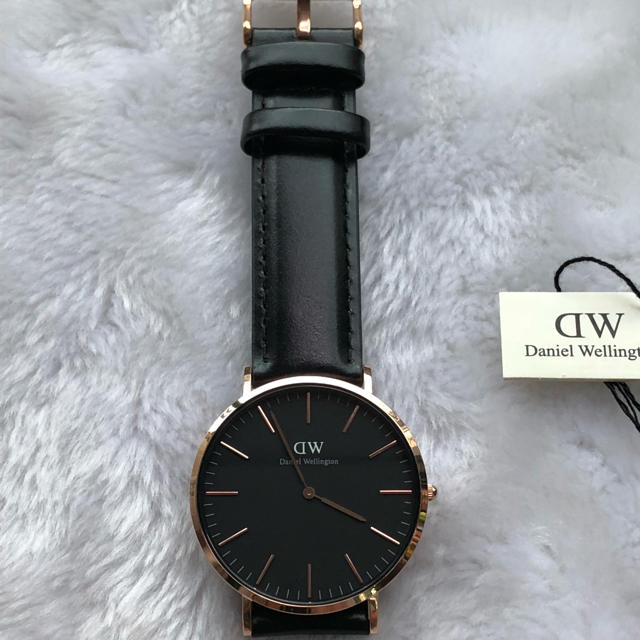 Daniel Wellington(ダニエルウェリントン)のダニエルウェリントン 腕時計 40MM 定番 ローズゴールド メンズの時計(腕時計(アナログ))の商品写真