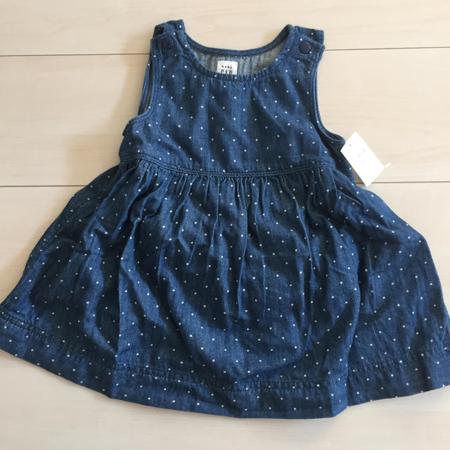 babyGAP(ベビーギャップ)のbaby GAP ワンピース 90 キッズ/ベビー/マタニティのキッズ服女の子用(90cm~)(ワンピース)の商品写真