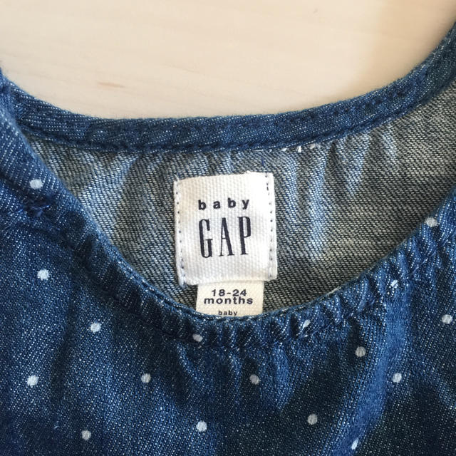 babyGAP(ベビーギャップ)のbaby GAP ワンピース 90 キッズ/ベビー/マタニティのキッズ服女の子用(90cm~)(ワンピース)の商品写真