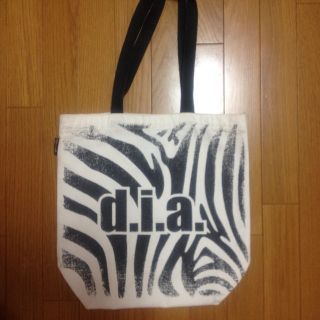 ダイア(d.i.a)の❤dia❤バック(ハンドバッグ)