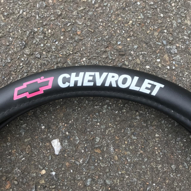 Chevrolet(シボレー)のChevorlet(シボレー)  ハンドルカバー/ステアリング レザー 自動車/バイクの自動車(車内アクセサリ)の商品写真