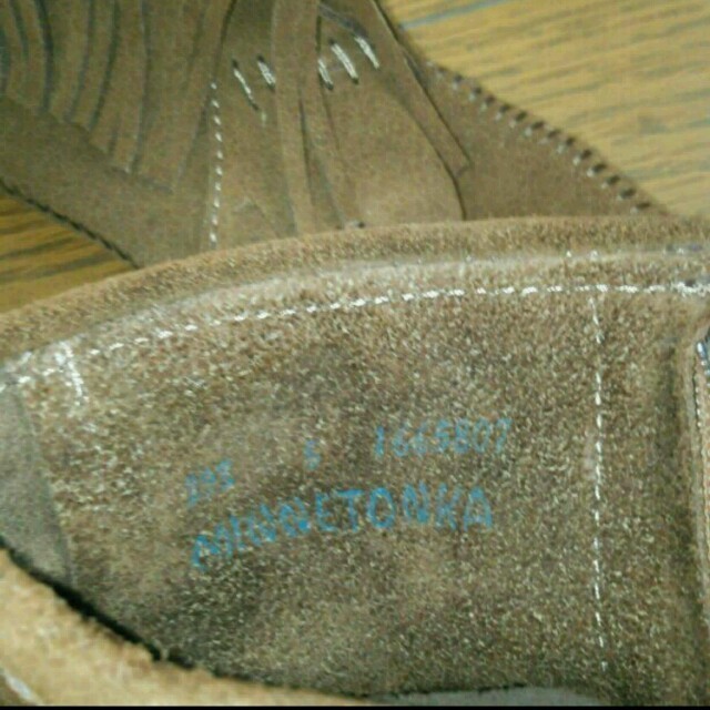 Minnetonka(ミネトンカ)のミネトンカ ショートブーツ 22.5cm レディースの靴/シューズ(ブーツ)の商品写真