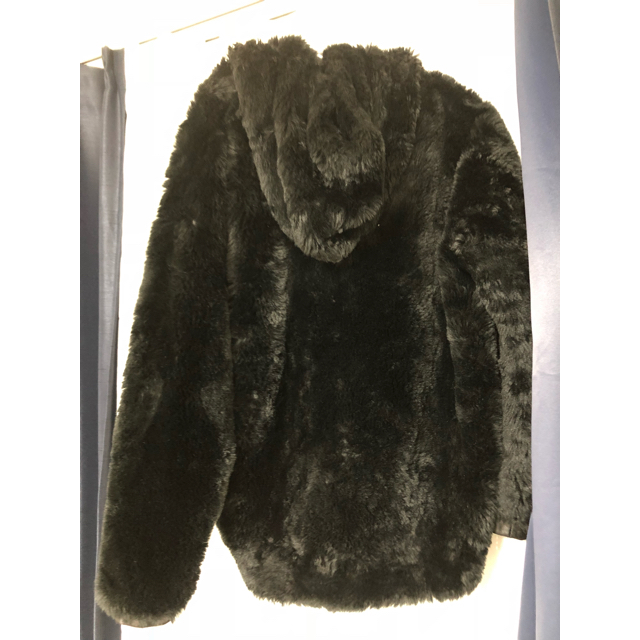 MURUA(ムルーア)のMURUA フェイクファーパーカー レディースのジャケット/アウター(毛皮/ファーコート)の商品写真