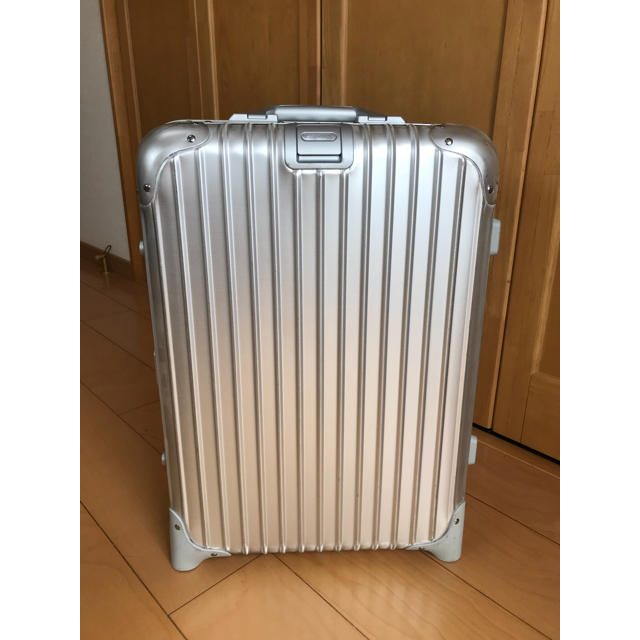 早い者勝‼︎シリアル登録可‼︎新品RIMOWAリモワ❤️クラシックキャビン