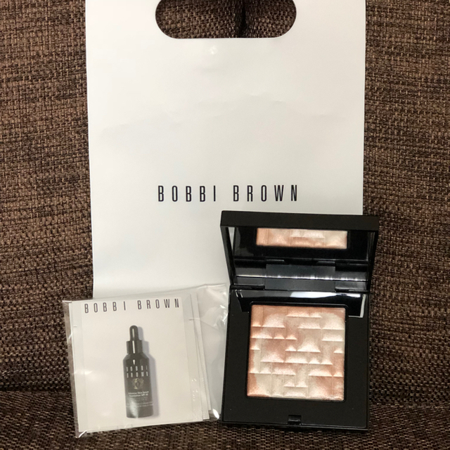 BOBBI BROWN(ボビイブラウン)のBOBBIBROWN ハイライティングパウダー コスメ/美容のベースメイク/化粧品(フェイスパウダー)の商品写真