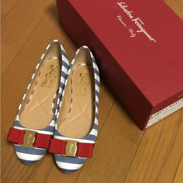 新品 フェラガモ パンプス | dondiegosanta.com