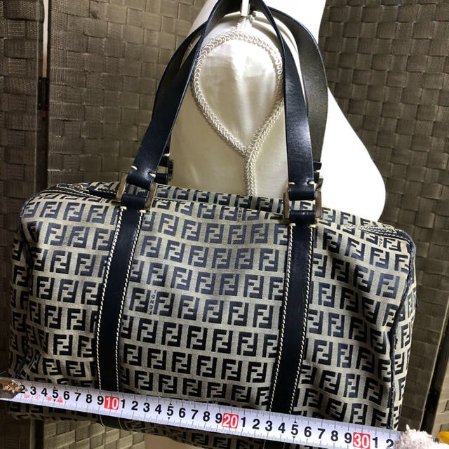 ✨週末セールfendi  bag✨