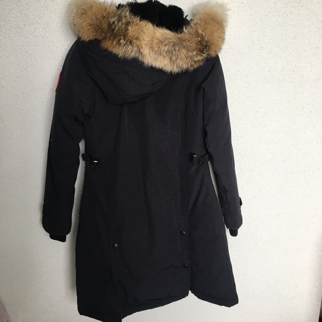 CANADA GOOSE(カナダグース)のカナグース限定価格 レディースのジャケット/アウター(ダウンコート)の商品写真