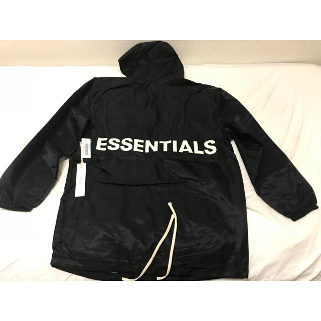 FEAR OF GOD(フィアオブゴッド)のFOG ESSENTIALS Coach Jacket Mサイズ メンズのジャケット/アウター(ナイロンジャケット)の商品写真