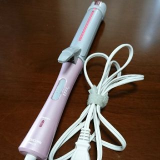 テスコム(TESCOM)のイオンスチームアイロン(ヘアアイロン)