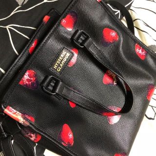 ヒステリックグラマー(HYSTERIC GLAMOUR)の専用   美品☆ヒステリックグラマー   スカルベリーバッグ(ショルダーバッグ)