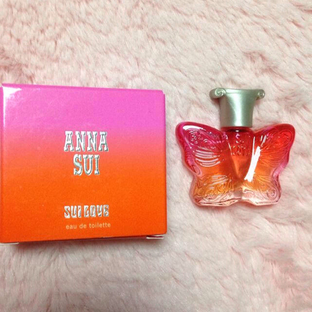 ANNA SUI(アナスイ)の未使用💓ANNASUI SUILOVE コスメ/美容の香水(香水(女性用))の商品写真