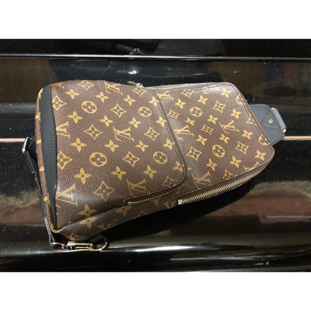 ショルダーバッグ LOUIS VUITTON ルイヴィトン