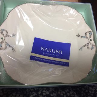 ナルミ(NARUMI)のMARUMI  磁器の皿(食器)