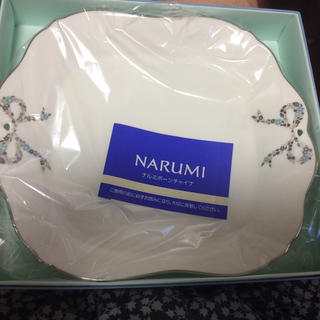 ナルミ(NARUMI)のMARUMI  磁器の皿(食器)