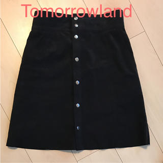 トゥモローランド(TOMORROWLAND)のトゥモローランド 人工皮革 黒 スカート♡(ひざ丈スカート)