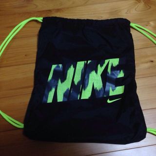 ナイキ(NIKE)のNIKEナップサック(リュック/バックパック)