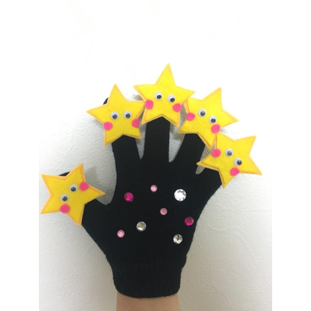 手袋シアター キラキラ星 ハンドメイドのキッズ/ベビー(マタニティ)の商品写真