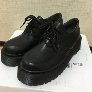 ドクターマーチン(Dr.Martens)のDr.Martens風 厚底 黒 革靴 3ホール(ローファー/革靴)