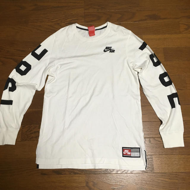 NIKE(ナイキ)のNIKE ロンティー NIKE AIR レディースのトップス(Tシャツ(長袖/七分))の商品写真