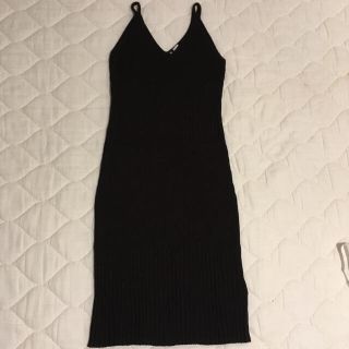 エイチアンドエム(H&M)のH&M 黒ニットワンピース(ひざ丈ワンピース)