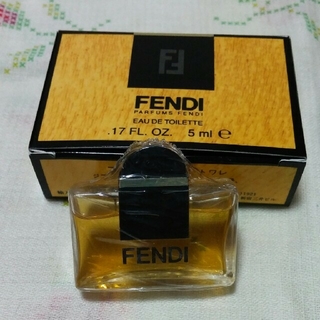 フェンディ(FENDI)のFENDI   オードトワレ(香水(女性用))
