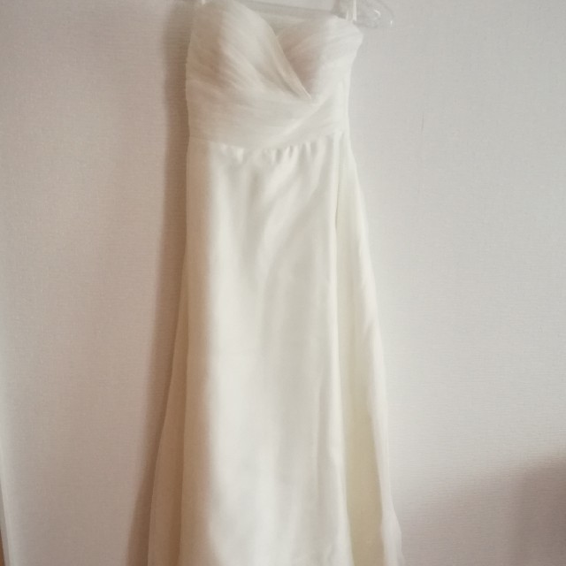 moko様専用★YNS ウエディングドレス　結婚式　トレーン付★ レディースのフォーマル/ドレス(ウェディングドレス)の商品写真
