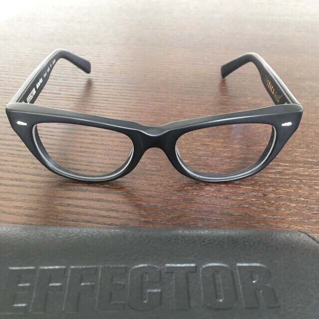 EFFECTOR(エフェクター)のEFFECTOR ×   EROTICA コラボ エフェクター 眼鏡 メンズのファッション小物(サングラス/メガネ)の商品写真