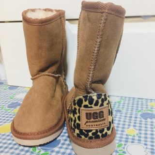 アグ(UGG)のUGG ムートンブーツ(ブーツ)