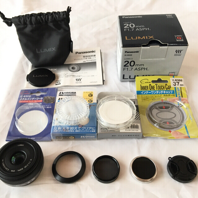 Panasonic(パナソニック)の美品 フード・フィルター付属 LUMIX G 20mm F1.7 ASPH. スマホ/家電/カメラのカメラ(レンズ(単焦点))の商品写真