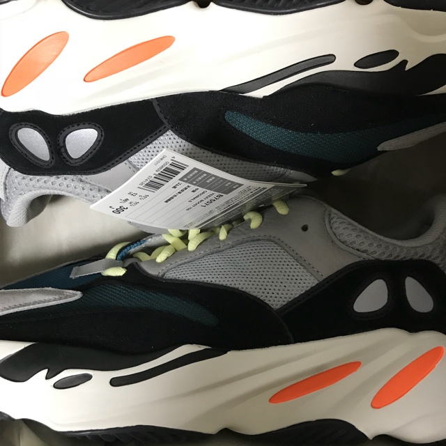 YEEZY BOOST 700 30cm 1