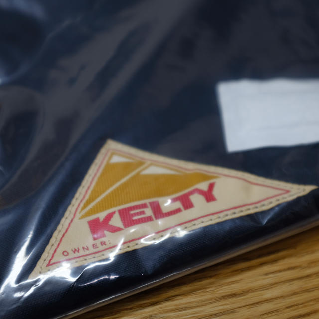 KELTY(ケルティ)の新品 送料込み kelty ビンテージフラットポーチ  レディースのバッグ(ショルダーバッグ)の商品写真