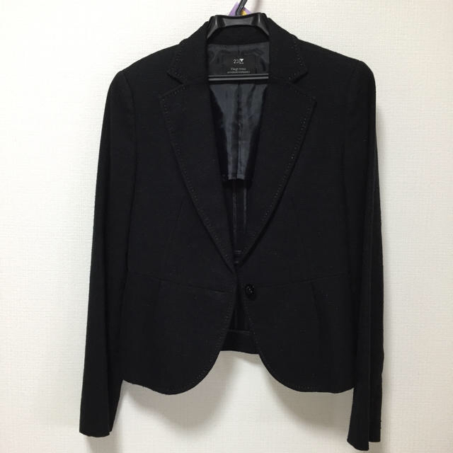 23区(ニジュウサンク)の値下   23区  黒スーツ レディースのフォーマル/ドレス(スーツ)の商品写真